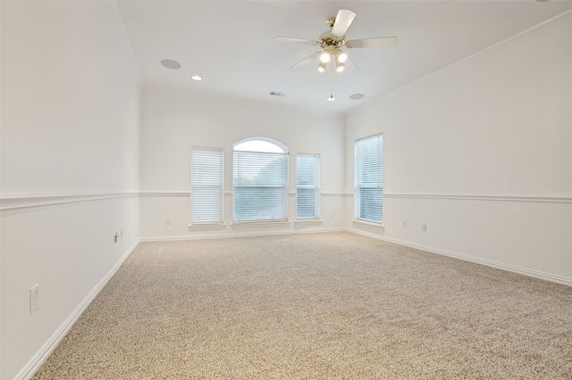 8925 Hunters Glen Trail, Fort Worth, TX 76120