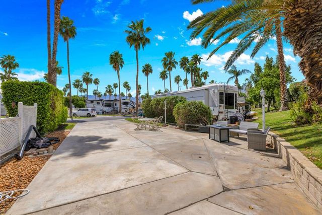 69411 Ramon Road 15, Cathedral City, CA 92234