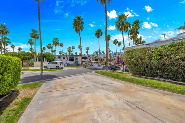 69411 Ramon Road 15, Cathedral City, CA 92234