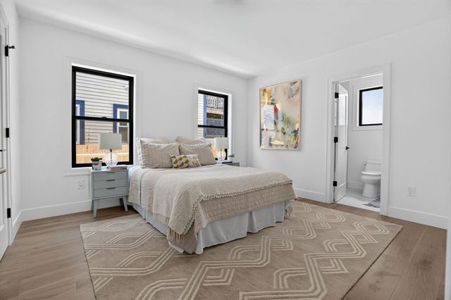 37 Kingston St A, Somerville, MA 02144