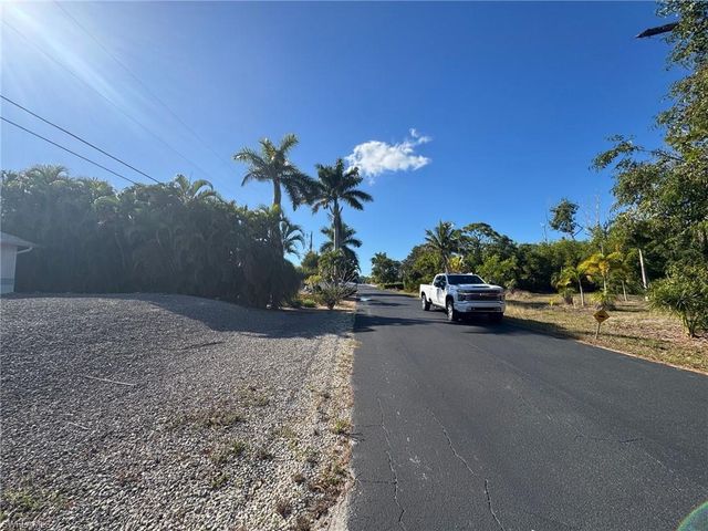 3716 Manatee DR, St. James City, FL 33956