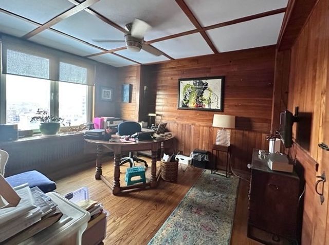 2666 E 73rd Street 8W, Chicago, IL 60649