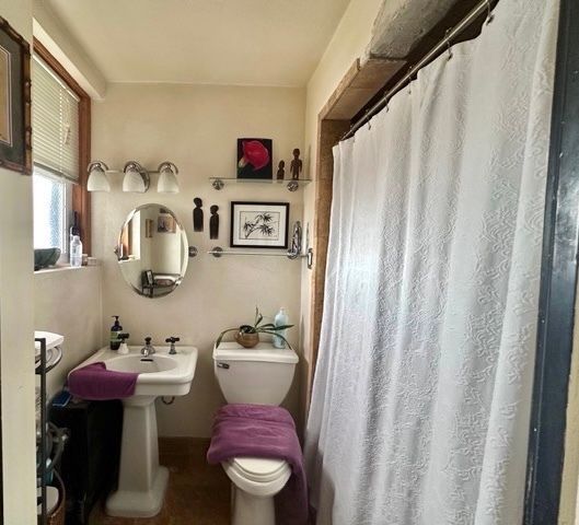 2666 E 73rd Street 8W, Chicago, IL 60649