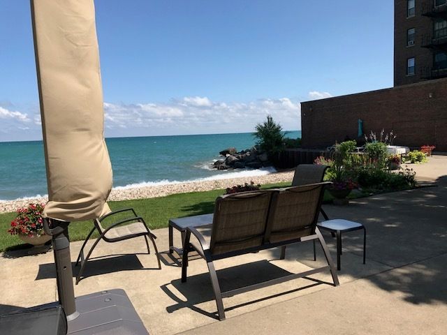 2666 E 73rd Street 8W, Chicago, IL 60649