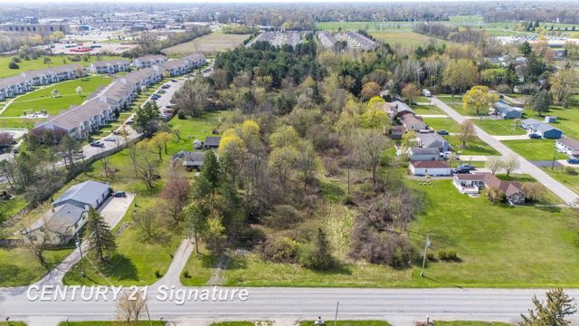 Schust Road, Saginaw Twp, MI 48603