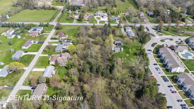 Schust Road, Saginaw Twp, MI 48603