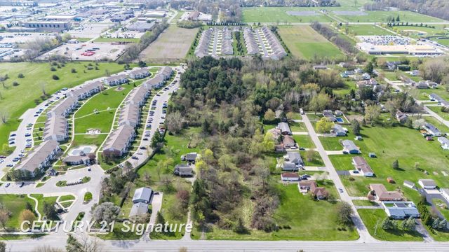 Schust Road, Saginaw Twp, MI 48603