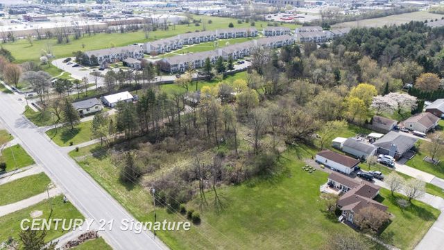 Schust Road, Saginaw Twp, MI 48603
