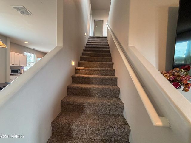 5480 W FULTON Street, Phoenix, AZ 85043