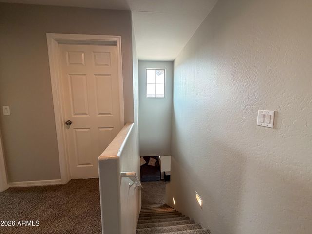 5480 W FULTON Street, Phoenix, AZ 85043