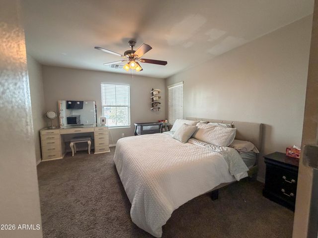 5480 W FULTON Street, Phoenix, AZ 85043