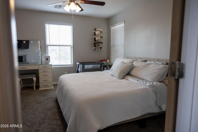 5480 W FULTON Street, Phoenix, AZ 85043