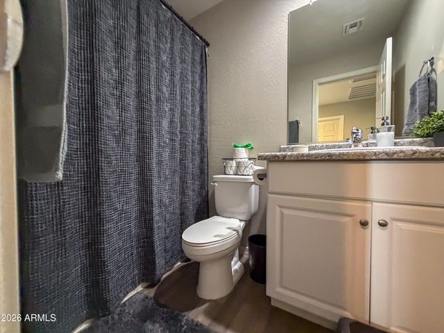 5480 W FULTON Street, Phoenix, AZ 85043