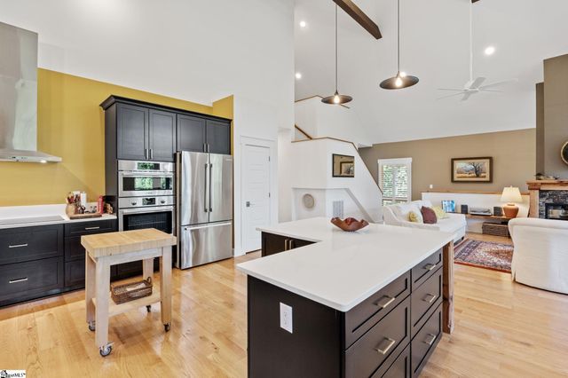109 Bumsa Place, Pickens, SC 29671