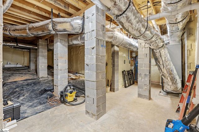 109 Bumsa Place, Pickens, SC 29671