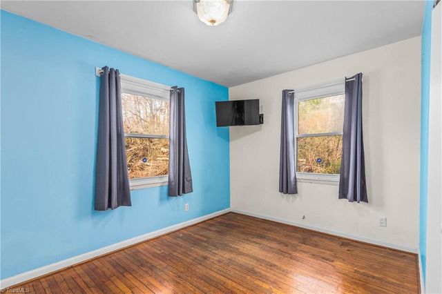 2310 Blecker Drive, Winston-salem, NC 27107