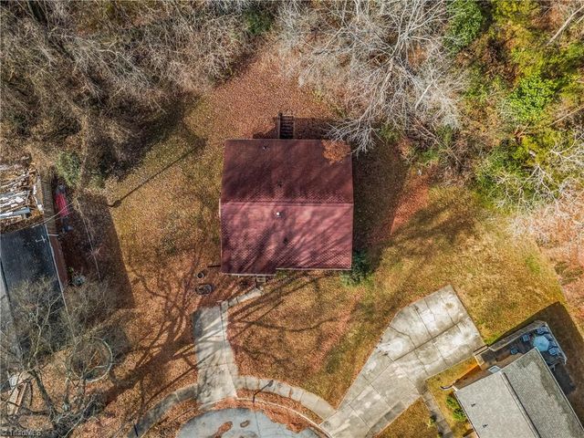 2310 Blecker Drive, Winston-salem, NC 27107