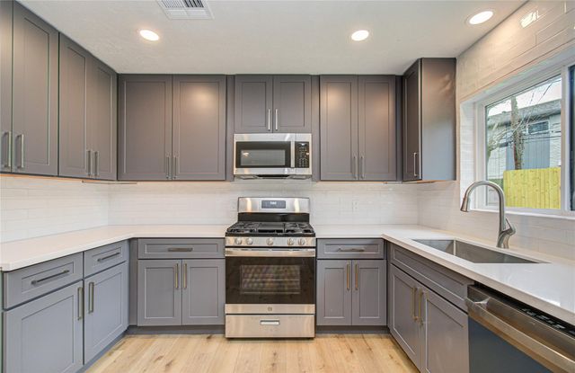 7510 Troulon Drive, Houston, TX 77074