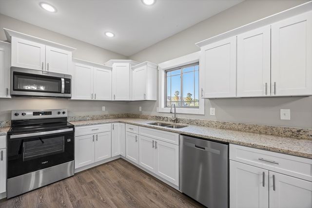 69 Maddox Lane, Chatsworth, GA 30705