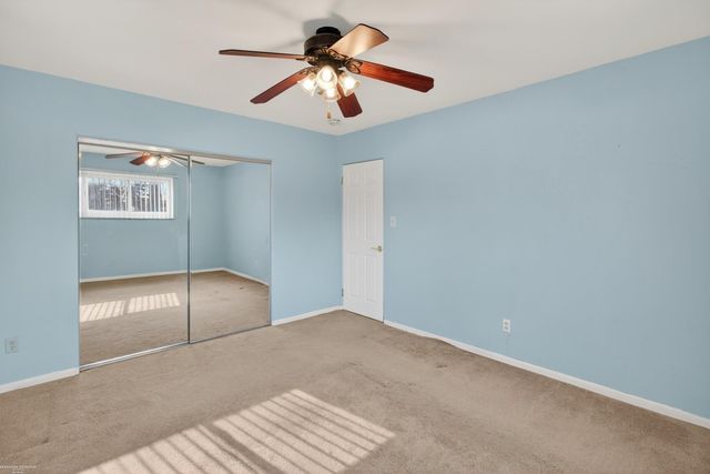 28540 Roan Drive, Warren, MI 48093