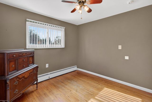 28540 Roan Drive, Warren, MI 48093