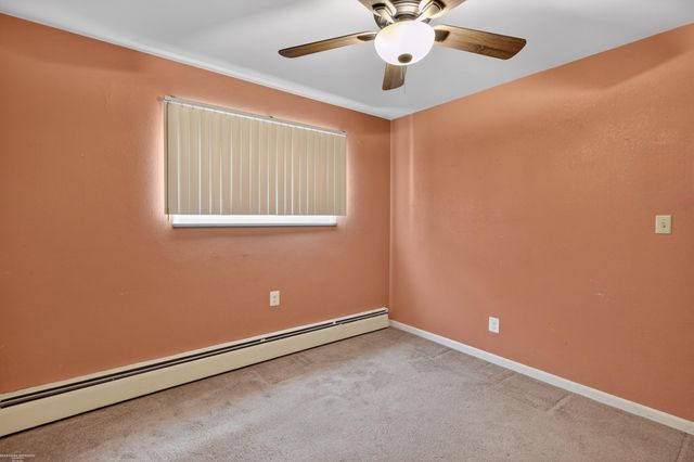 28540 Roan Drive, Warren, MI 48093