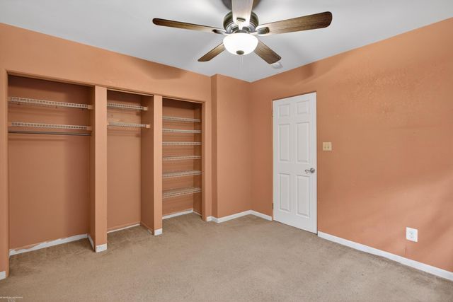 28540 Roan Drive, Warren, MI 48093