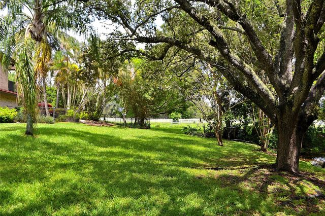 6200 SW 183rd Way, Southwest Ranches, FL 33331