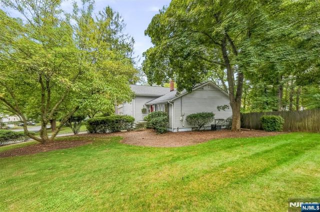 46 Standish Road, Hillsdale, NJ 07642