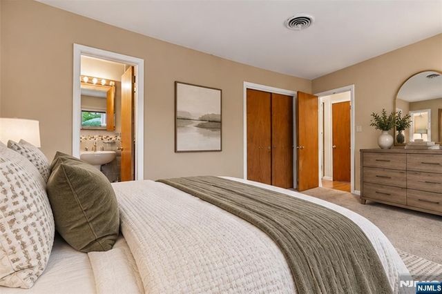46 Standish Road, Hillsdale, NJ 07642