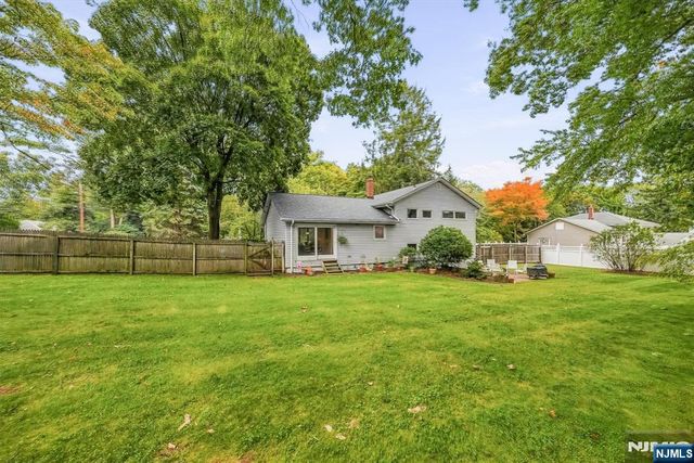 46 Standish Road, Hillsdale, NJ 07642