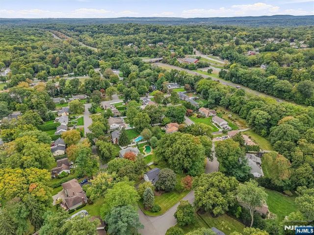 46 Standish Road, Hillsdale, NJ 07642