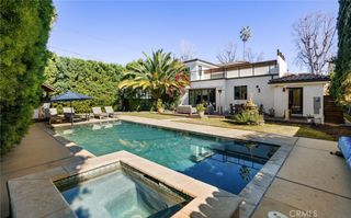 5541 Matilija Avenue, Sherman Oaks, CA 91401