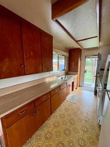 5041 Canosa Ave, San Diego, CA 92117