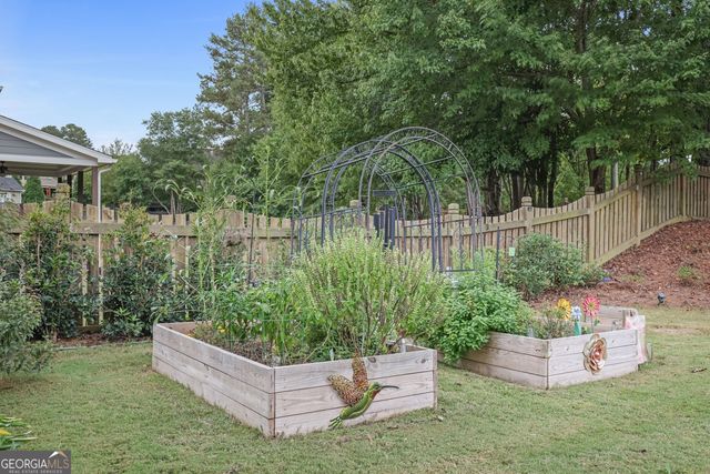 109 Applewood Lane, Acworth, GA 30101