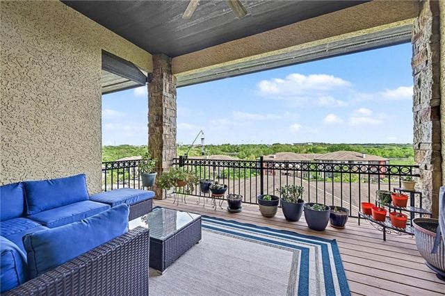 19405 W 102nd Street, Lenexa, KS 66220