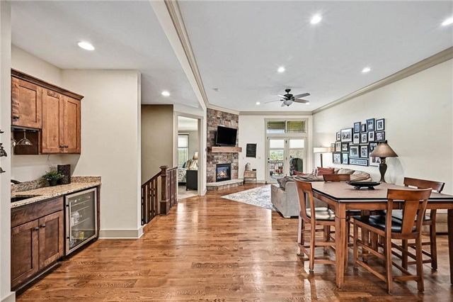 19405 W 102nd Street, Lenexa, KS 66220