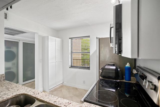 10401 W Broward Boulevard 209, Plantation, FL 33324