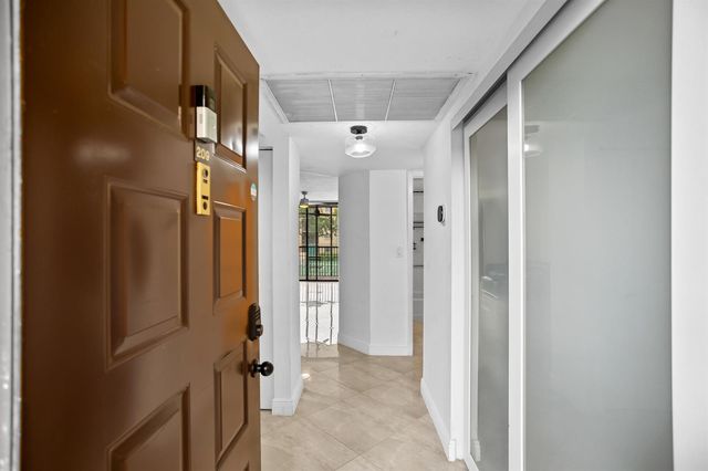 10401 W Broward Boulevard 209, Plantation, FL 33324