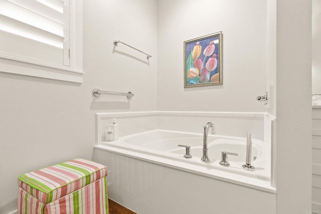 12 Evening Star Cove, Greenbrier, AR 72058