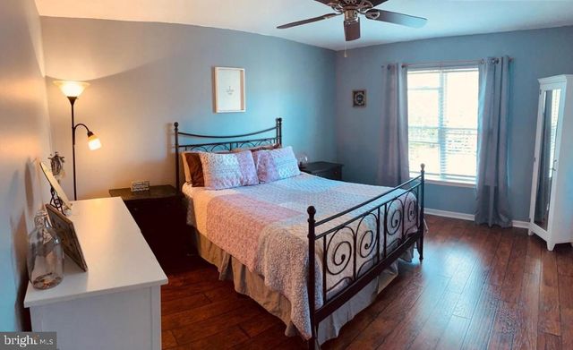 131 SUNNYSIDE LN, Perkasie, PA 18944