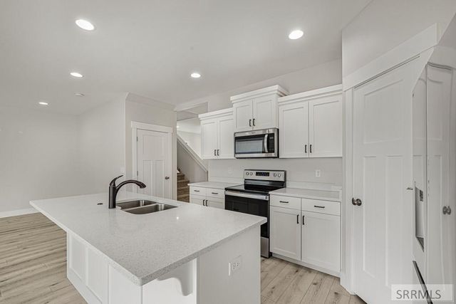 671 Yarmouth Street, Idaho Falls, ID 83402