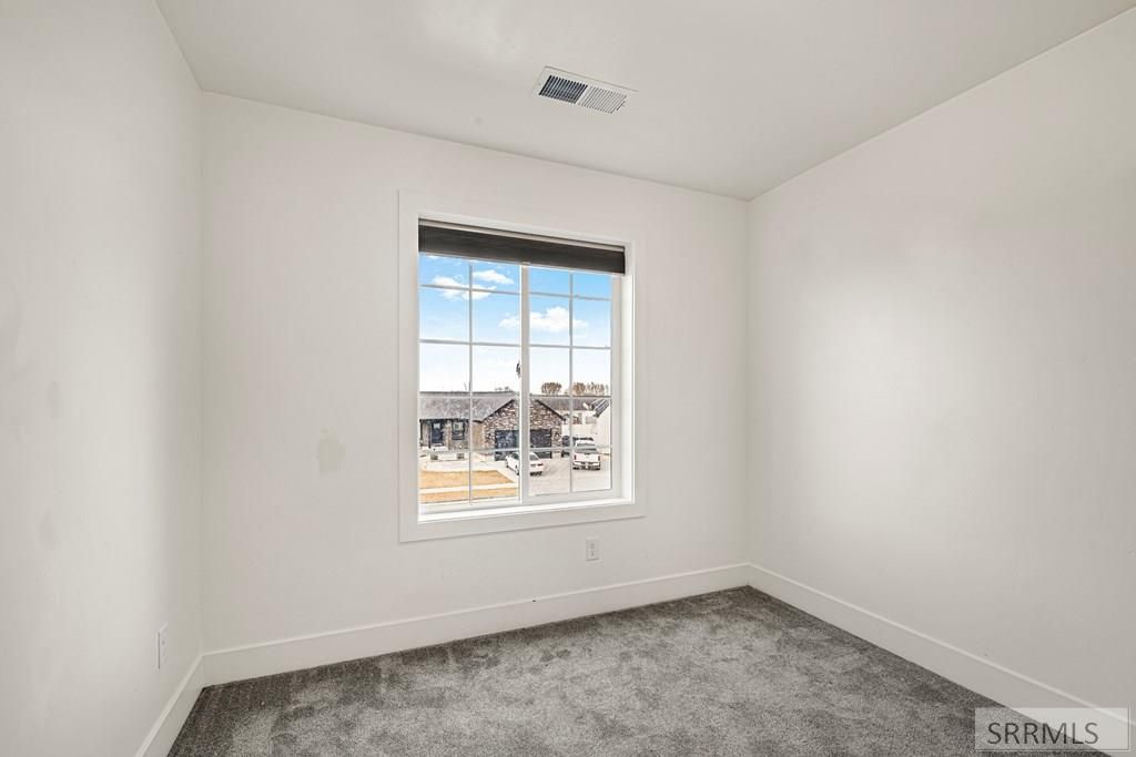 Image 21 of property listing at 671 Yarmouth Street, Idaho Falls, ID 83402