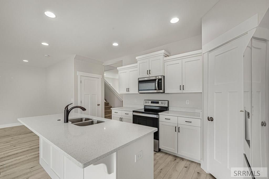 Image 9 of property listing at 671 Yarmouth Street, Idaho Falls, ID 83402