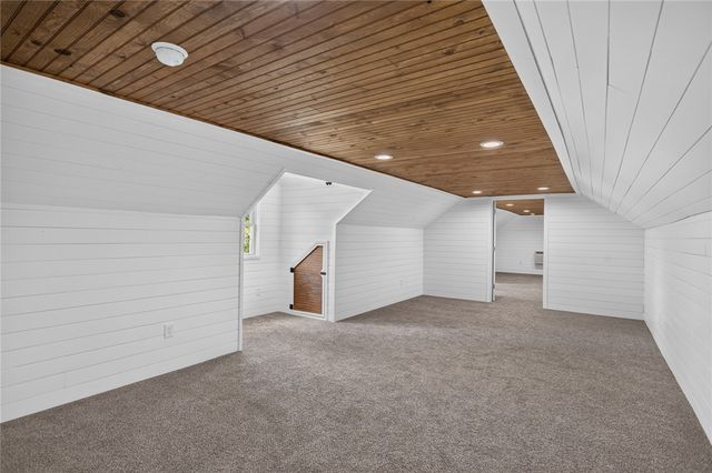 564 Fairfield Road, Walhalla, SC 29691