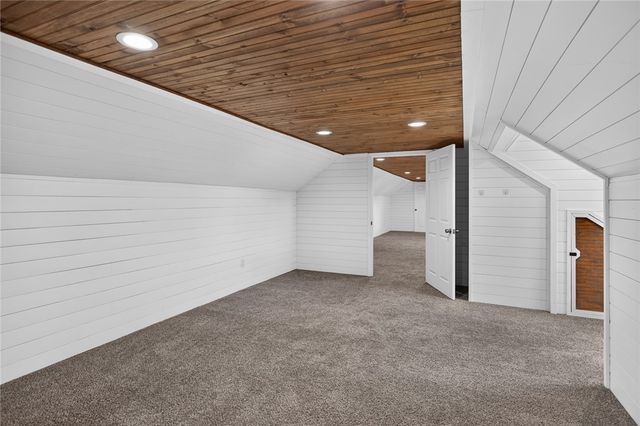564 Fairfield Road, Walhalla, SC 29691