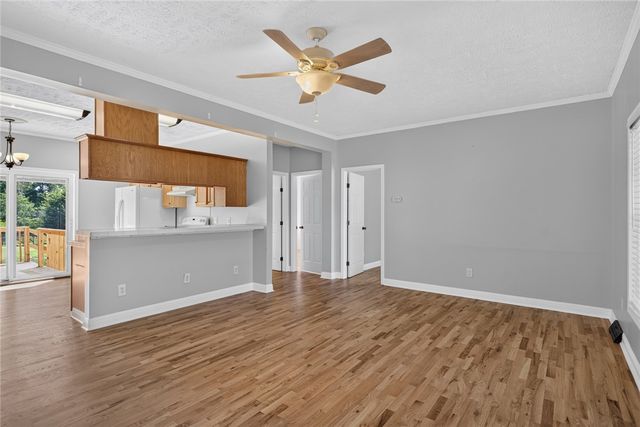 564 Fairfield Road, Walhalla, SC 29691