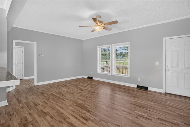 564 Fairfield Road, Walhalla, SC 29691