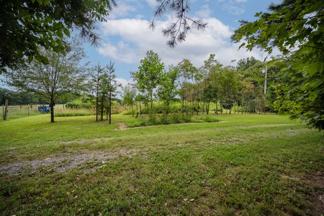 3659 Pea Ridge Rd, Liberty, TN 37095