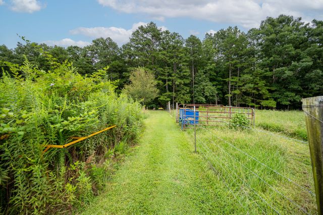 3659 Pea Ridge Rd, Liberty, TN 37095